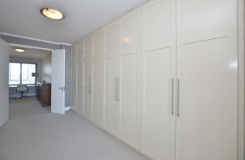 2 Bedroom Property for Sale in Bloubergstrand Western Cape